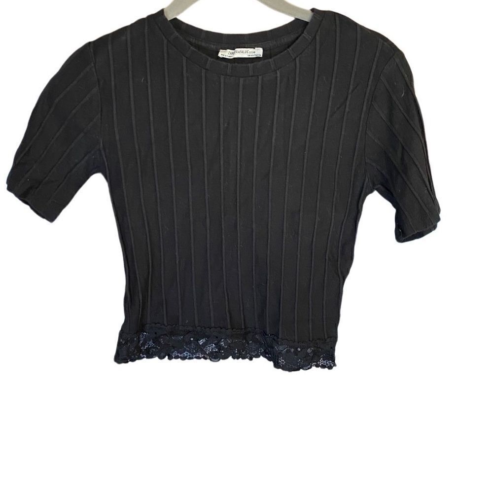 Zara women’s black lace trimmed ribbed short sleeved crop top size small